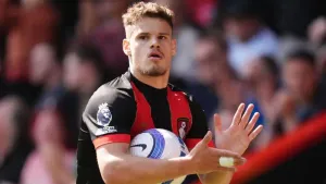 Liverpool agree £40m fee for Bournemouth left-back Milos Kerkez