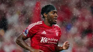 Anthony Elanga arrives on Tyneside as Newcastle close on signing