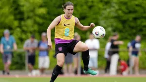 England must ‘ride the wave’ after early Euros setback, says Lotte Wubben-Moy