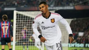 Marcus Rashford completes loan move to Barcelona