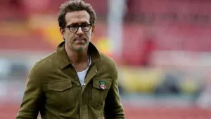 Ryan Reynolds pays tribute after death of Joey Jones