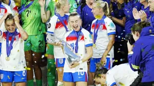 She’s amazing – Chloe Kelly thanks Sarina Wiegman for ‘giving her hope’