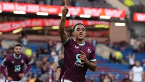 Aaron Ramsey’s goalscoring return delights Burnley boss Scott Parker