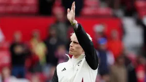 Alejandro Garnacho leaves Man Utd to sign seven-year deal at Chelsea