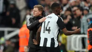 Alexander Isak handed shirt number by Newcastle despite speculation over future