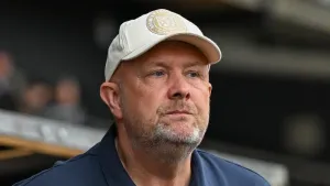 Andy Woodman lauds Bromley character in victory at Cheltenham