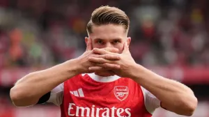 Arsenal 5-0 Leeds: Gyokeres scores twice but Odegaard and Saka suffer injuries