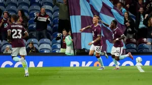 Burnley leave it late to edge past Derby in Carabao Cup