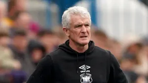 Carlisle ease to opening-day victory at Woking