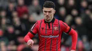 Connor Barrett scores stoppage-time winner as 10-man Walsall stun Swindon