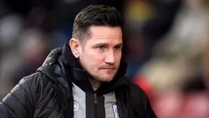 Crewe boss Lee Bell praises Tommi O’Reilly after beating Crawley