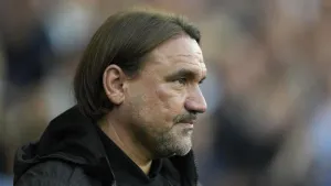 Daniel Farke apologises to Leeds fans after cup exit at Sheffield Wednesday