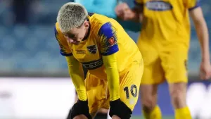 Eastleigh hold off Aldershot fightback