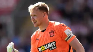 Goalkeeper Aaron Ramsdale joins Newcastle on season-long loan