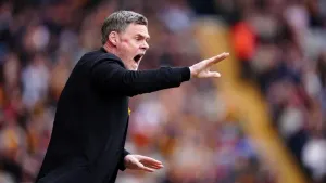 Graham Alexander praises Bradford’s resilience after comeback victory