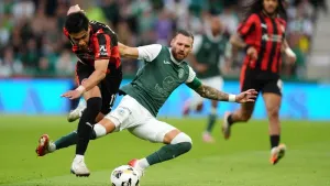 Hibernian knocked out of Europa League as Midtjylland net at death in extra time