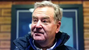 I’d rather sit with the fans, says Jeff Stelling amid row with Hartlepool owner