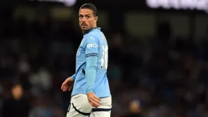 Jack Grealish on verge of Everton loan move from Manchester City