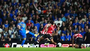 Jay Stansfield scores late winner to help Birmingham progress to second round