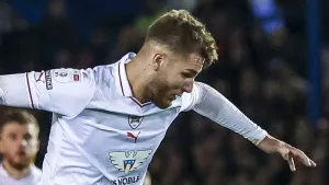 John McAtee returns to haunt old side as Bolton leave 10-man Barnsley with point
