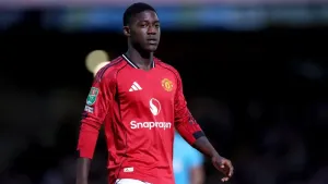 Kobbie Mainoo told to stay and fight as Man Utd reject loan request