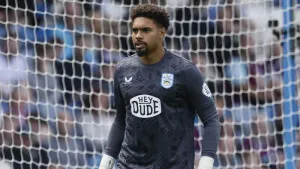 Lee Grant backs Owen Goodman to bounce back from Barnsley nightmare