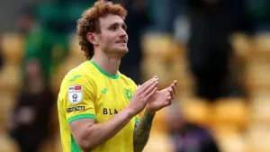Liam Manning secures first league win in charge of Norwich at Portsmouth