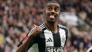 Liverpool would not cruise to title even with Alexander Isak – Jamie Carragher