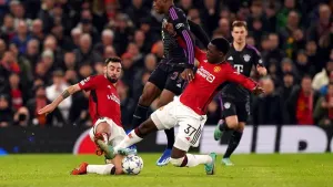 Manchester United’s Bruno Fernandes and Kobbie Mainoo are competing with each other (Martin Rickett/PA)