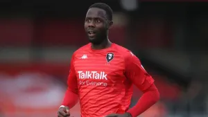 Mani Dieseruvwe double earns Rochdale win