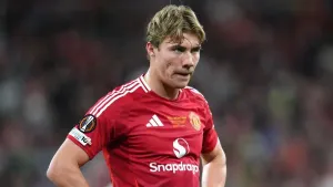 Rasmus Hojlund vows to fight for his place as Man Utd linked with Benjamin Sesko