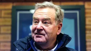 Request for Jeff Stelling to be banned from boardrooms labelled ‘shock’ by fans