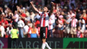Southampton stun Wrexham with late comeback to win opening game
