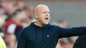 Steven Naismith returns to Scotland set-up as Steve Clarke’s number two