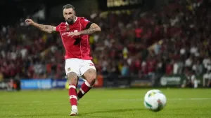 Wrexham beat Hull on penalties after incredible stoppage-time comeback