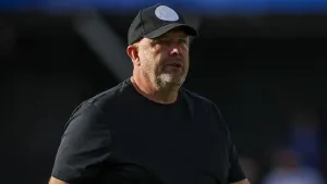 Bromley boss Andy Woodman rages at stoppage-time penalty award