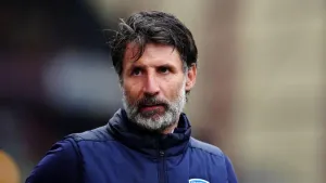 Danny Cowley voices his frustration as Colchester play out draw with Crewe