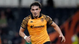 Hull make move up standings with convincing win over Southampton