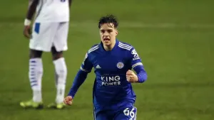 Jacob Wakeling strikes late as Solihull upset York