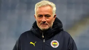 Jose Mourinho in talks with Benfica after Portuguese club sack Bruno Lage