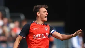 Kal Naismith goal gives Luton victory over Doncaster