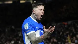 Late Lyndon Dykes goal gives Birmingham victory over Swansea