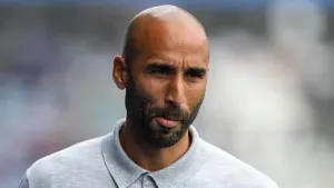 Lee Grant understands boos after Huddersfield held at home by Burton