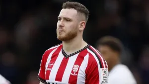 Lincoln see off Luton after late drama