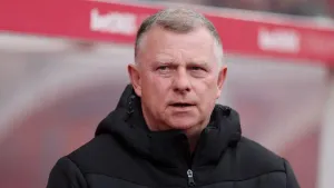 Mark Robins joins Stoke fans in their approval of Steven Nzonzi’s return in draw