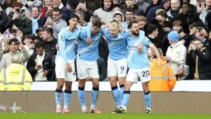 Monday’s briefing: Man City take derby spoils as leaders leave it late
