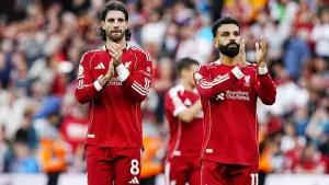 Monday’s briefing: Reds throw down title marker before attention turns to deals