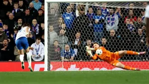 Oh Hyeon-gyu gives Genk victory to pile pressure on Rangers boss Russell Martin