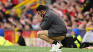 Saturday’s briefing: No pontiff-icating from Ruben Amorim ahead of Chelsea clash