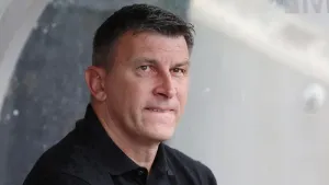 Sergej Jakirovic applauds ‘fighter’ Oli McBurnie as Hull beat Southampton